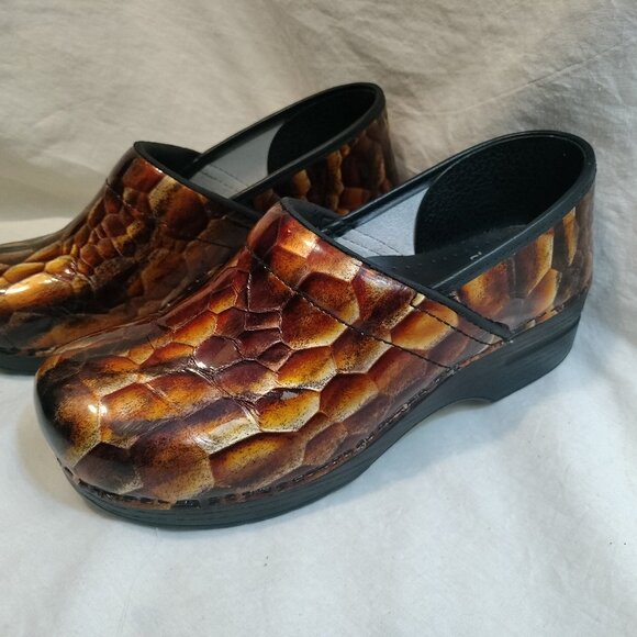 DANSKO Clogs: snake skin print - Picture 1 of 9